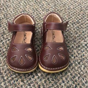 Little Mae’s Boutique shoes size 6